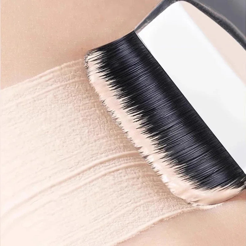Korean Ultra-Thin One-Line Foundation & Concealer Brush